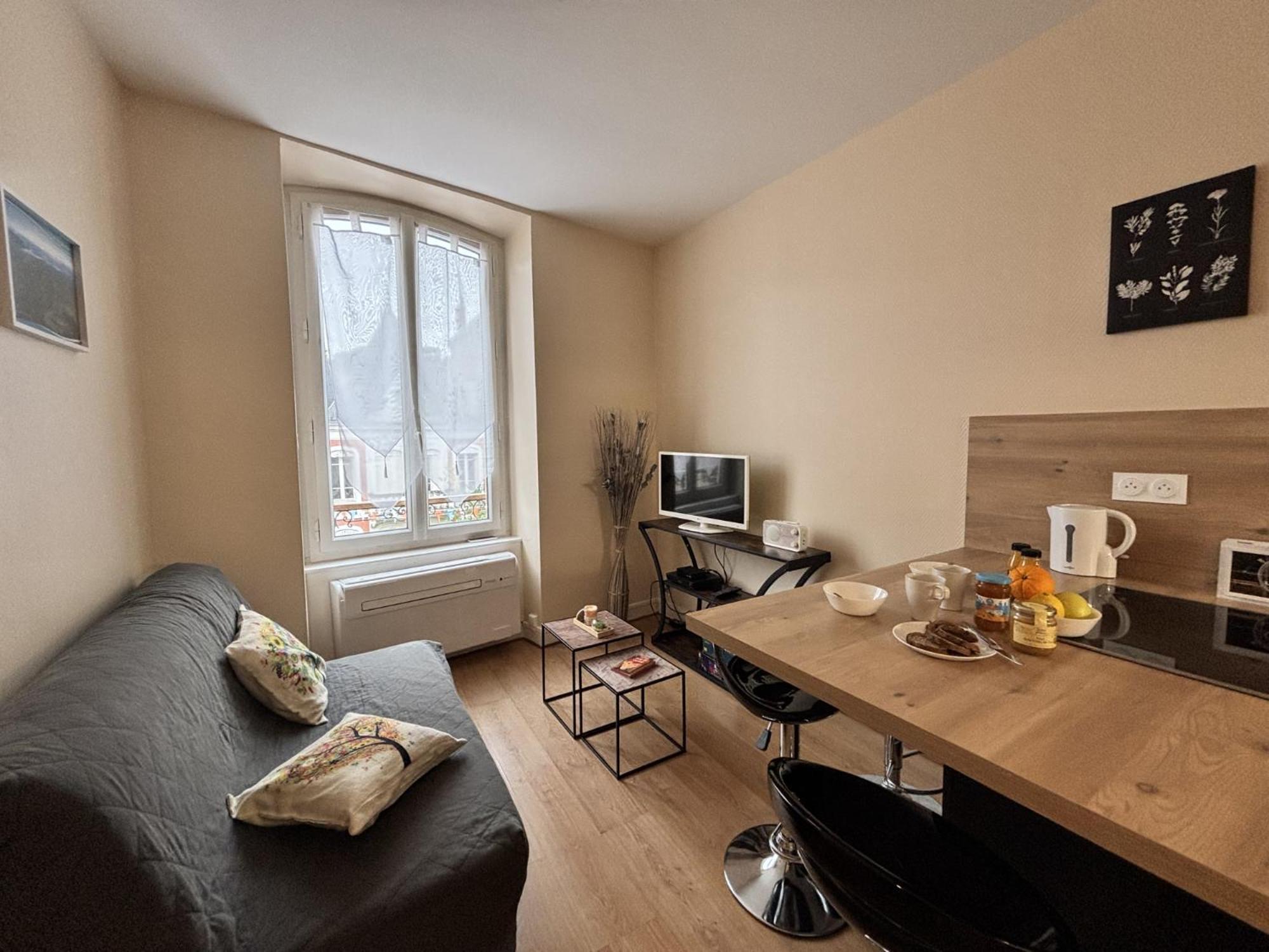 Le Puy De Dome - 1 Chambre - Clim Châtel-Guyon Екстериор снимка